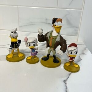 Disney DuckTales Exclusive 4 Figure Set. See description for names